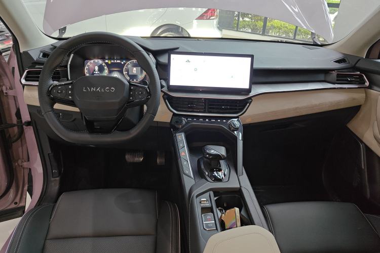 Used Lynk & Co 06 2023 Remix 1.5T Shero