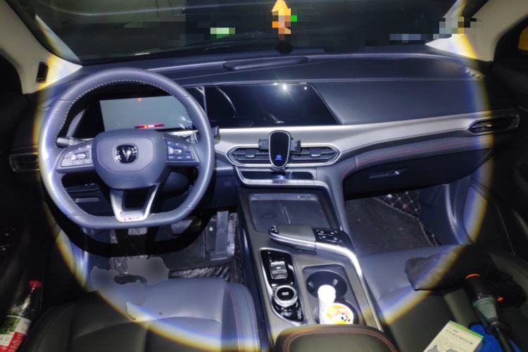 Used CHANGAN UNI-T 2020 1.5T Flagship Version Center Console