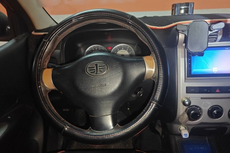 Used FAW Senya S80 2011 1.5L Manual 7-Seater Urban Elite Edition Steering Wheel