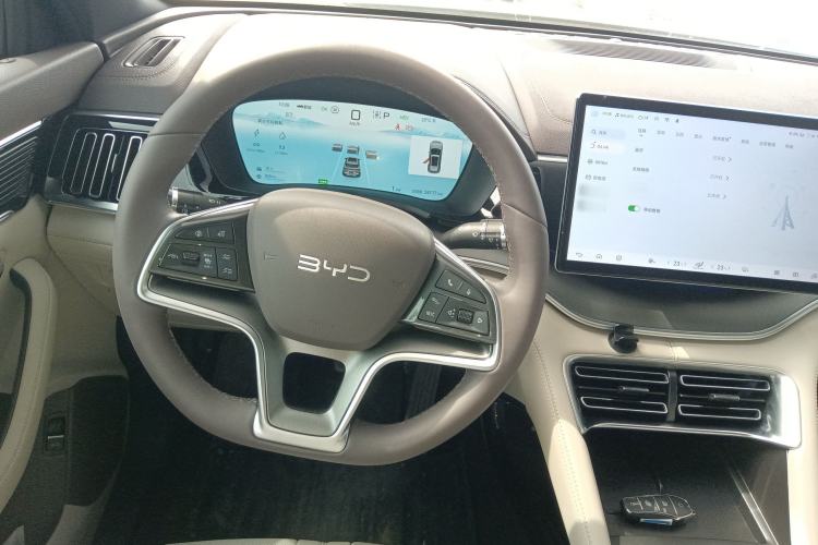 Used BYD Song PLUS New Energy 2025 DM-i 112KM Prestige Model
