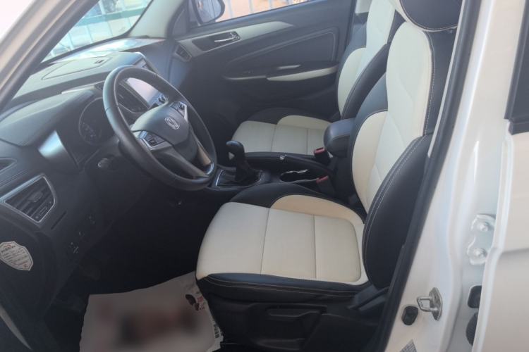 Used CHANGAN CS35 2017 1.6L Manual Luxury Model
