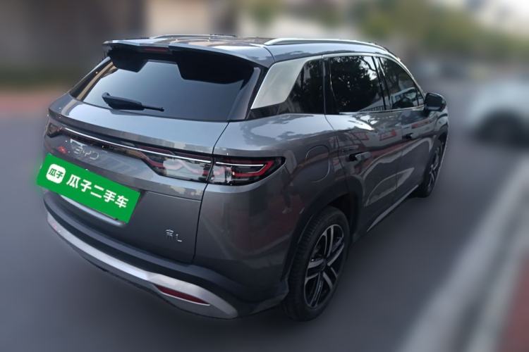 Used BYD Song L DM-i 2024 112 km Leading Edition
