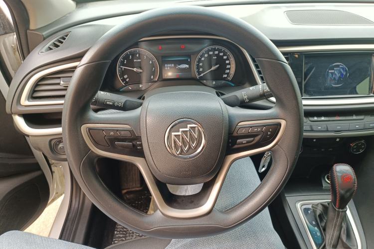 Used Buick GT 2021 Revised Version Flagship 1.5L Automatic Elite Edition Steering Wheel