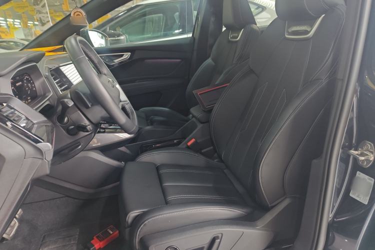 Used Audi Q4 e-tron 2024 50 e-tron quattro Creation Edition Midnight
