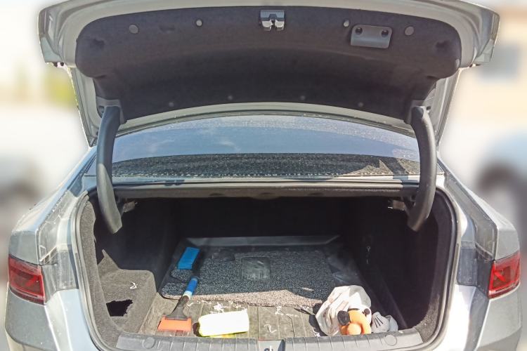 Used BYD Qin PLUS 2024 HONOR Edition DM-i 55KM Leading Model
