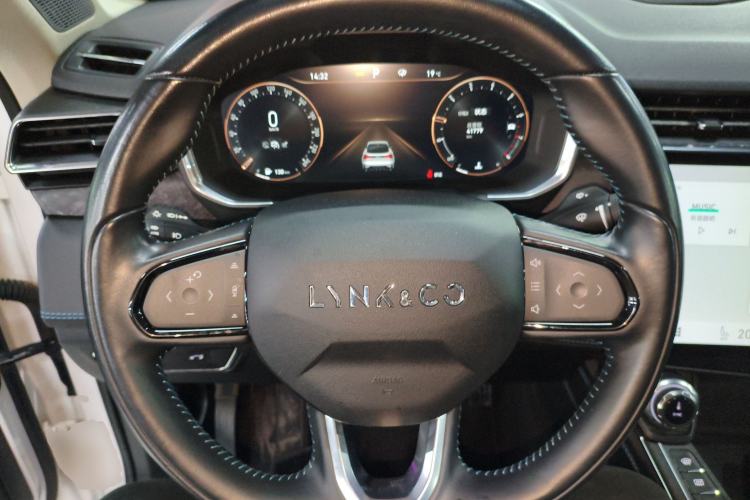 Used Lynk & Co 05 2020 2.0TD Two-Wheel Drive Shine Halo
