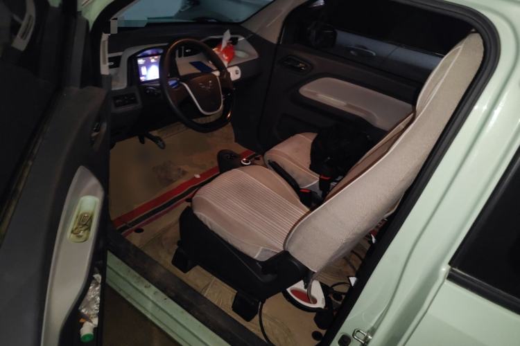 Used Wuling Hongguang MINIEV 2021 Macaron Fashion Model Lithium Iron Phosphate
