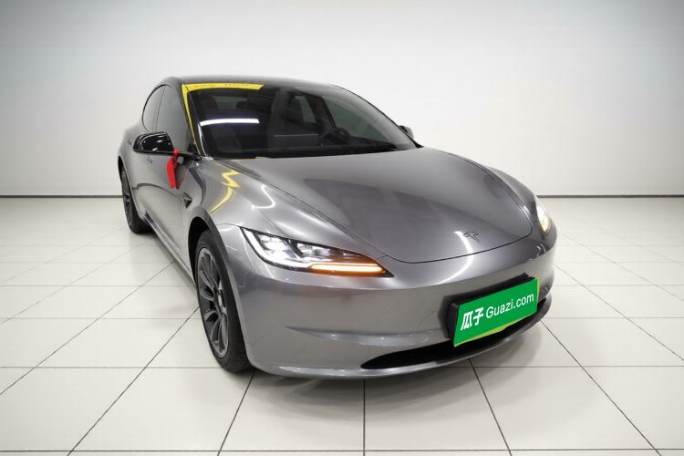 Used Tesla Model 3 2023 Rear-Wheel-Drive Version
