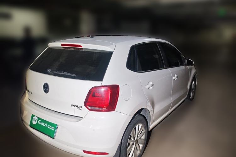 Used Volkswagen Polo 2016 1.6L Automatic Comfort Model
