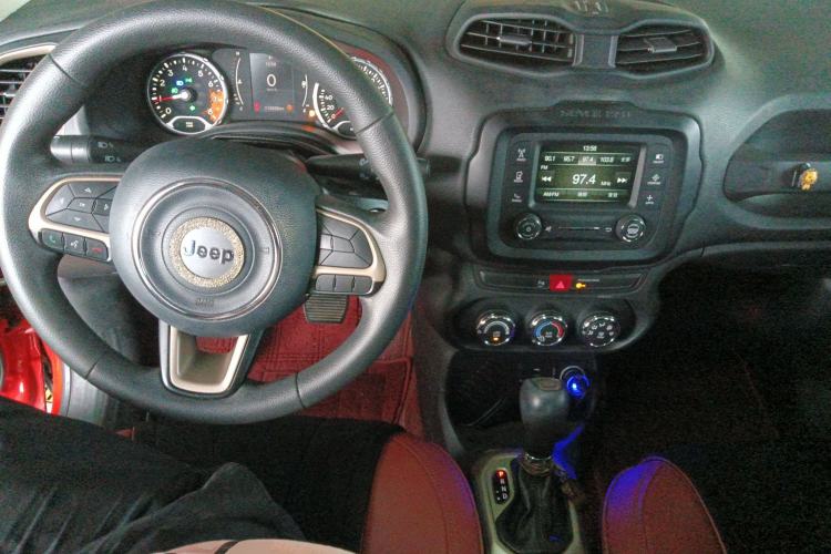 Used Jeep Renegade 2017 180T Automatic High-Energy Version