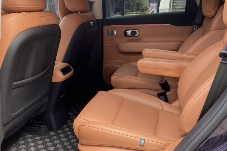 Used Leapmotor C16 2024 Pure Electric 520 Deluxe Edition Interior 4