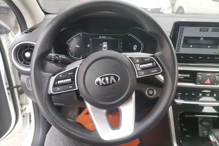 Used Kia K3 2019 1.5L CVT Smart Connectivity Version Steering Wheel