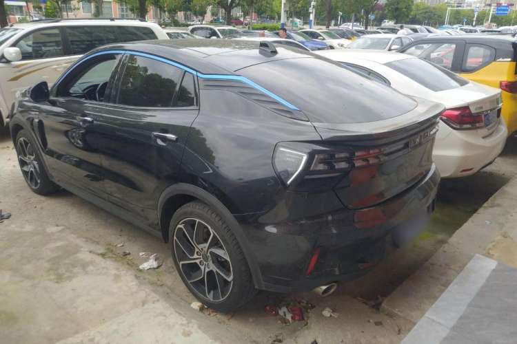 Used Lynk & Co 05 2020 2.0TD Two-Wheel Drive Shine Halo