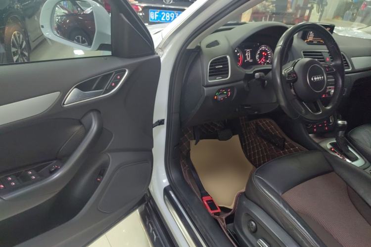 Used Audi Q3 2017 35 TFSI Fashion Model Driver Seat