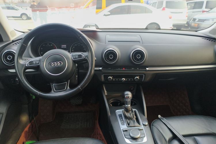 Used Audi A3 2014 Sportback 35 TFSI Automatic Comfort Model
