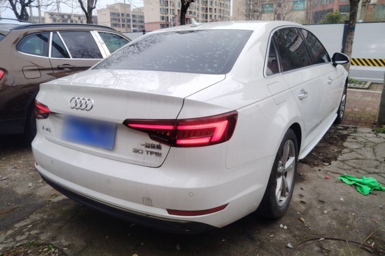 Used Audi A4L 2018 30th Anniversary Edition 30 TFSI Ambition Model
