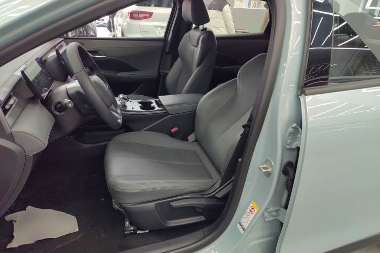 Used BYD Qin PLUS 2025 DM-i Smart Drive 55KM Leading Model
