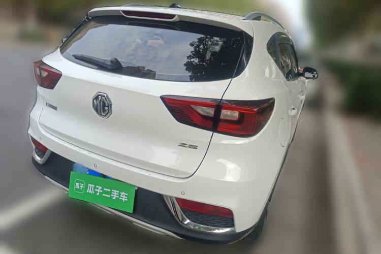 Used MG ZS 2020 Global Bestseller with 1.5L Engine Manual Transmission and a Massive 65-Inch Panoramic Sunroof Version
