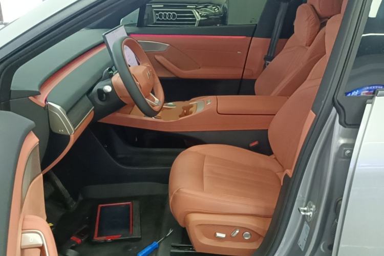 Used ONVO L60 2024 60 kWh Rear-Drive Version
