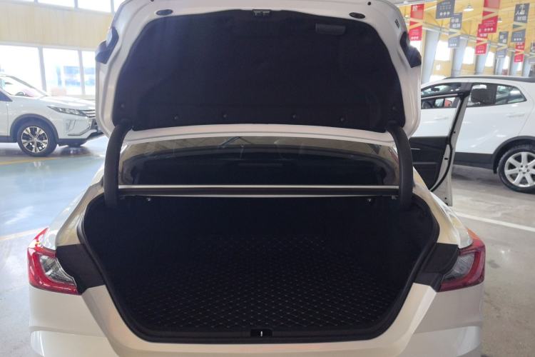 Used Toyota Camry 2024 2.0 GVP Luxury Edition Trunk