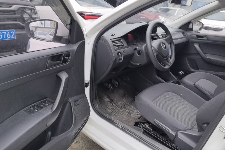 Used Volkswagen Santana 2018 1.5L Manual Fashion Edition Driver Seat