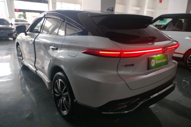 Used Toyota Harrier 2022 Dual-Engine 2.5L CVT Two-Wheel Drive Luxury Edition Rear Left 45 Deg