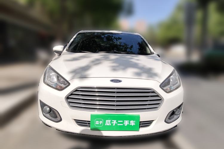 Used Ford Escort 2015 1.5L Automatic Fashion Model Front