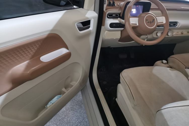 Used Wuling Hongguang MINIEV 2024 3rd Generation 215km Youth Edition Driver Seat