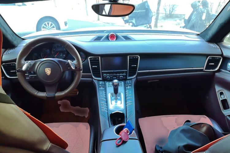 Used Porsche Panamera 2010 Panamera 3.6L Center Console