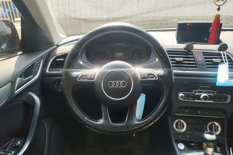 Used Audi Q3 2016 35 TFSI Collection Edition Comfort Model
