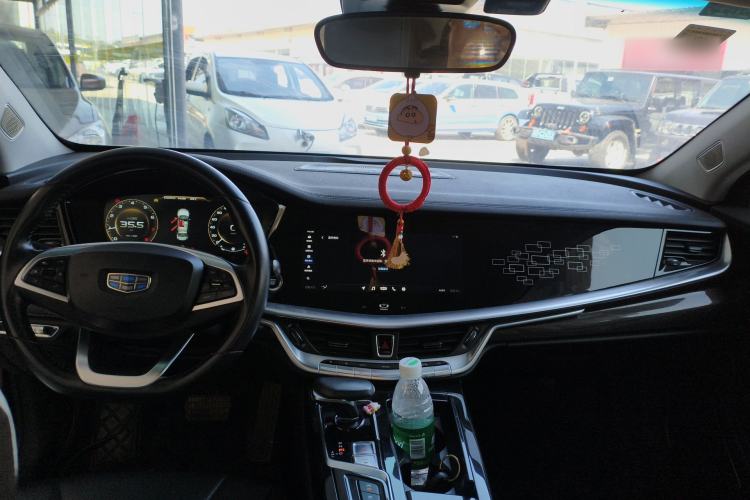 Used Geely Auto Emgrand GT 2020 1.5T MHEV Yaoxiang Edition Center Console