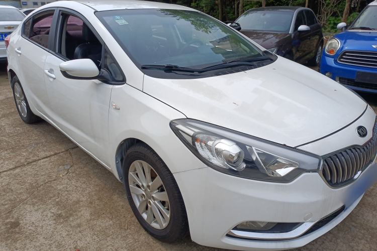 Used Kia K3 2015 1.6L Automatic GL Front Right 45 Deg