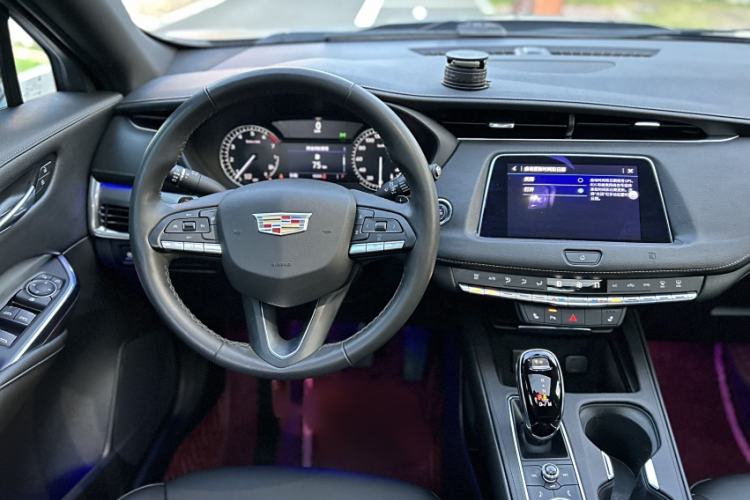 Used Cadillac XT4 2021 28T Two-Wheel Drive Luxury Version
