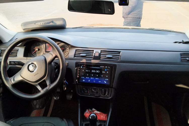 Used Volkswagen Santana 2021 1.5L Manual Fashion Edition Center Console