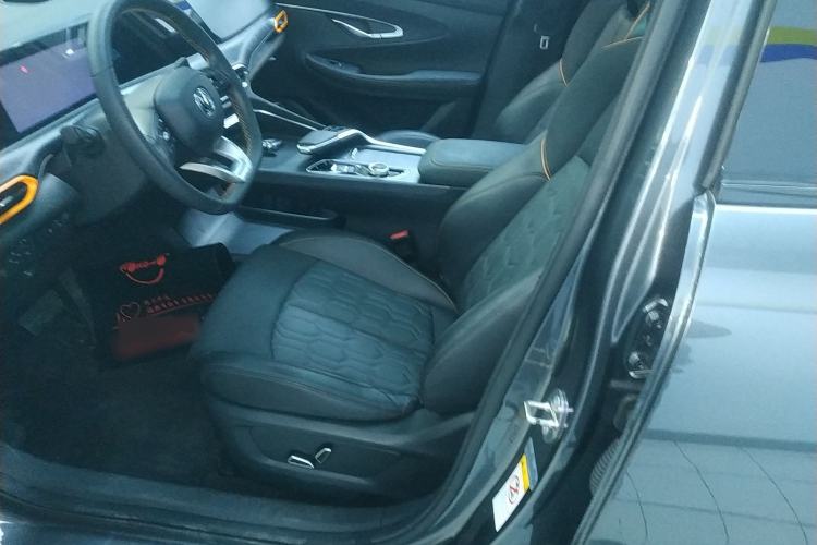 Used Changan UNI-T 2022 1.5T Prestige Version