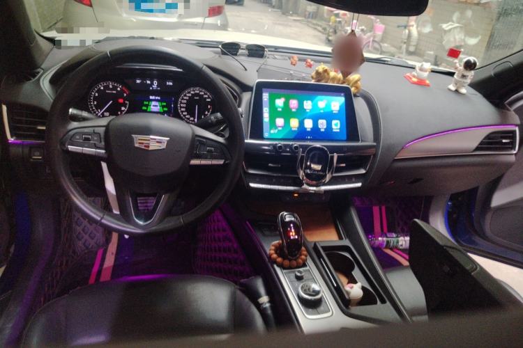 Used Cadillac CT5 2021 Revised 28T Luxury Version Center Console