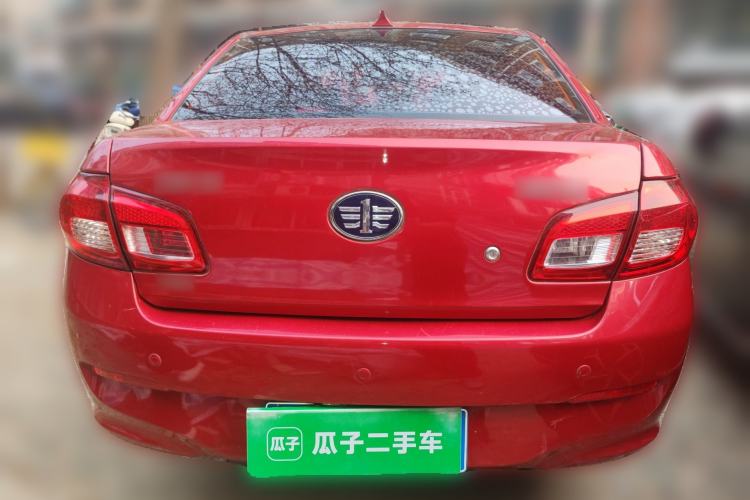 Used FAW Weizhi V5 2013 1.5L Manual Elite Model China IV Standard Rear