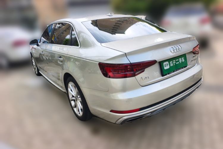 Used Audi A4L 2019 40 TFSI Fashion Edition China VI Emission Standard
