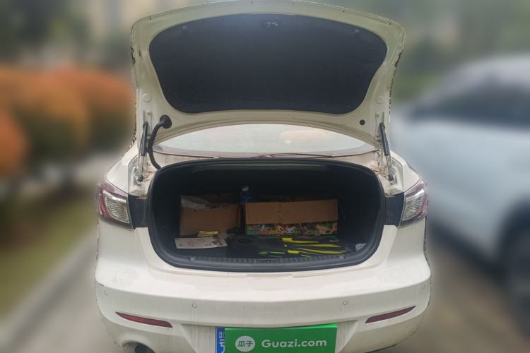 Used Mazda Mazda 3 2015 Sedan 1.6L Automatic Comfort Model
