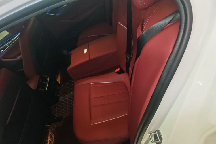 Used BMW 5 Series 2022 Second Facelift 525Li M Sport Package
