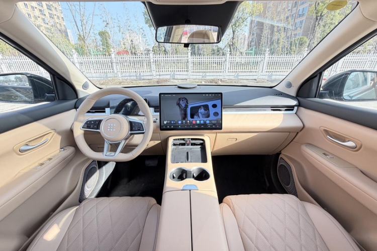 Used Landian E5 PLUS 2026 Model 165km Long-Range First-Adoption Version Ultra 7-seater
