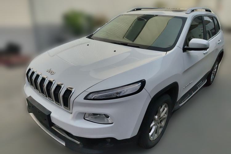 Used Jeep Cherokee 2017 2.0L Superior Edition