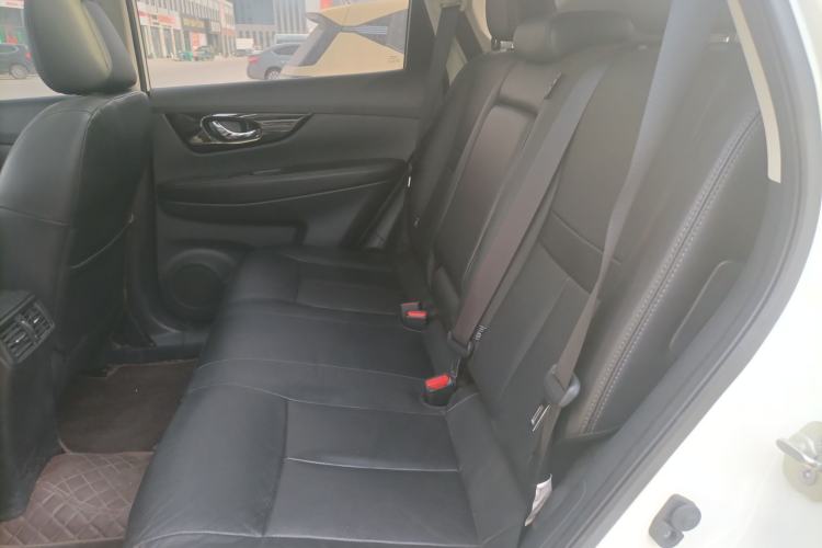 Used Nissan X-Trail 2019 2.0L CVT Smart Connect Comfort Edition 2WD

