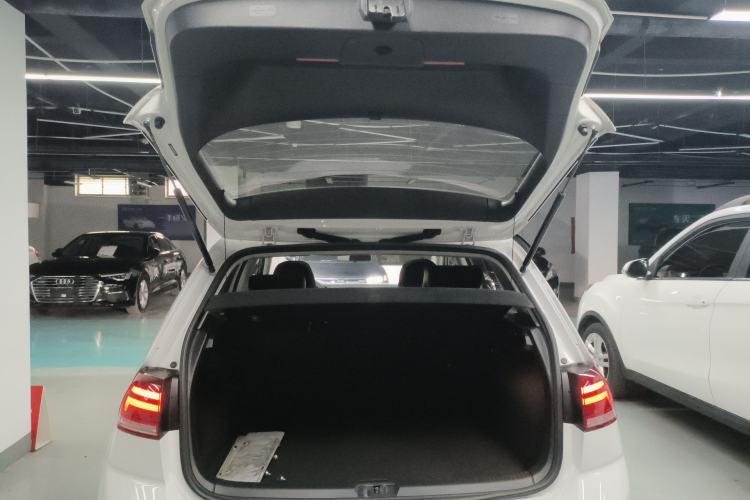 Used Volkswagen Golf 2018 230TSI Automatic Comfort Model Trunk