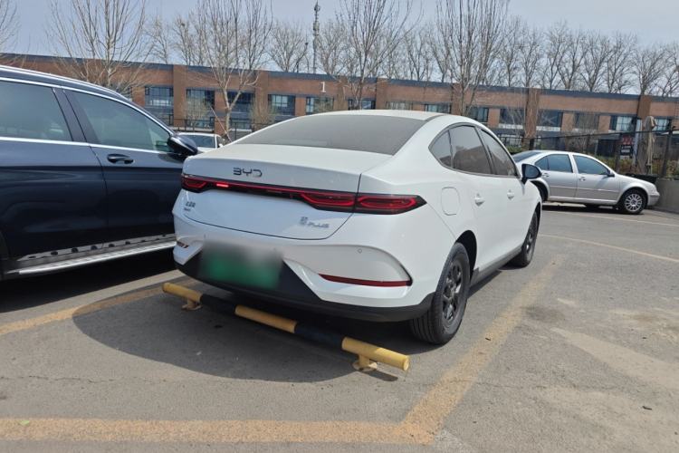 Used BYD Qin PLUS 2025 DM-i Smart Drive 55KM Leading Model
