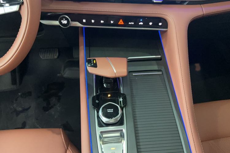 Used CHANGAN CS75 PLUS 2023 3rd Generation 1.5T Automatic Pilot Model
