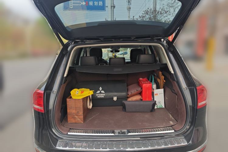 Used Volkswagen Touareg 2017 3.0 TSI Yuyue Model Trunk