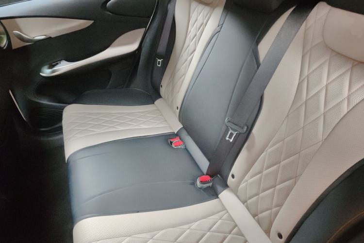 Used BYD Dolphin 2021 405 km Fashion Edition