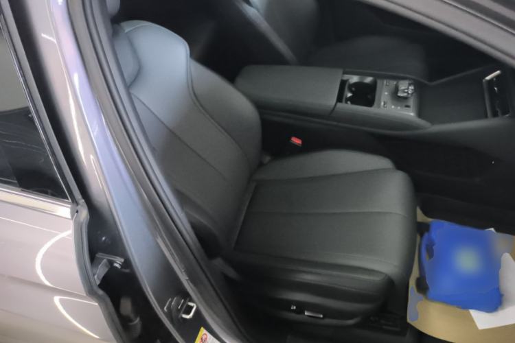 Used BYD Qin L 2024 DM-i 120KM Beyond Model
