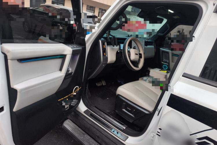 Used iCAR V23 2025 501 Four-Wheel Drive Intelligent Driving Version Driver Seat